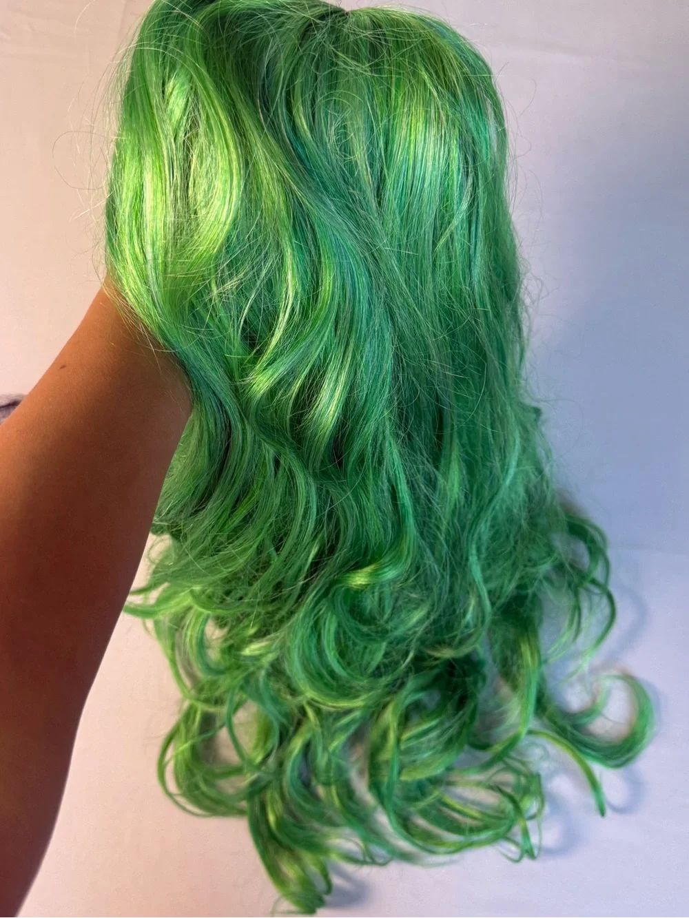 Green Wavy Women's Vibrant Green Wig cosplay